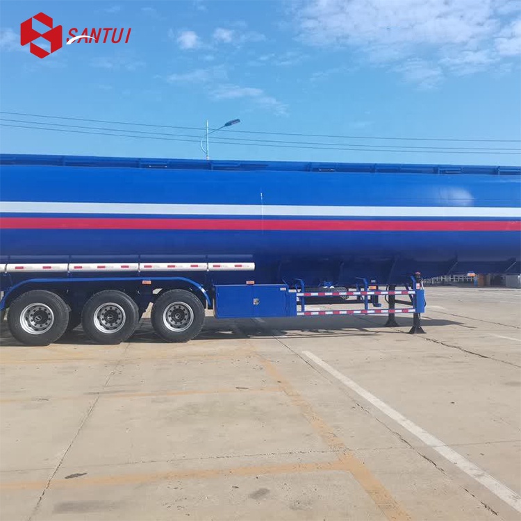 Oil tanker semi-trailer / Diesel and gasoline transportation semi-trailer / 12R22.5 tires