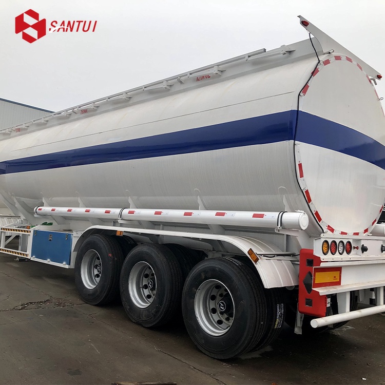 New / Refurbished 3- Axles Tank Truck 45000 Liters Steel Tanker Trailer