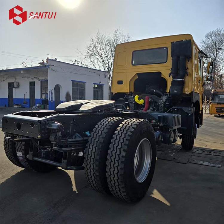 Sinotruck HOWO Used 6-Wheel Diesel 4X2 Left Steering Air Suspension Semi-Trailer Tractor Truck