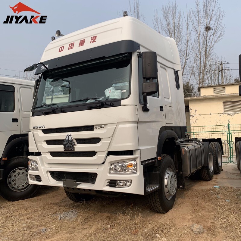 Maintenance des camions tracteurs : problèmes courants et solutions économiques