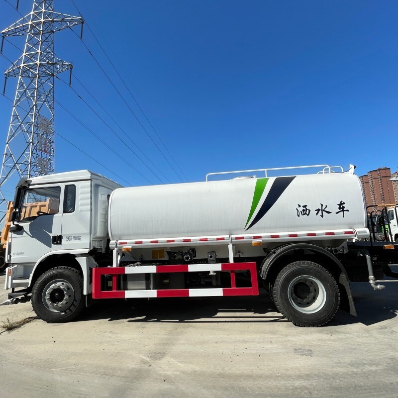 La conception des citernes à eau expliquée : cloisons anti-ballottement, contrôle des mouvements de liquide et principes de sécurité