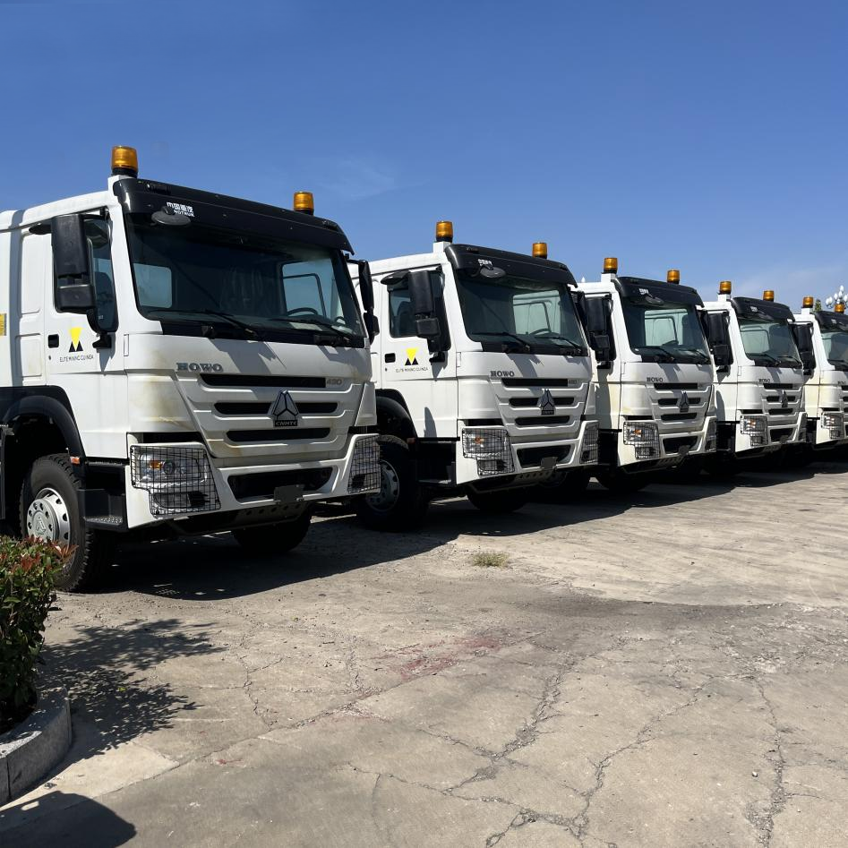 8 camions-bennes exportés vers le Burkina Faso, société TETACAR