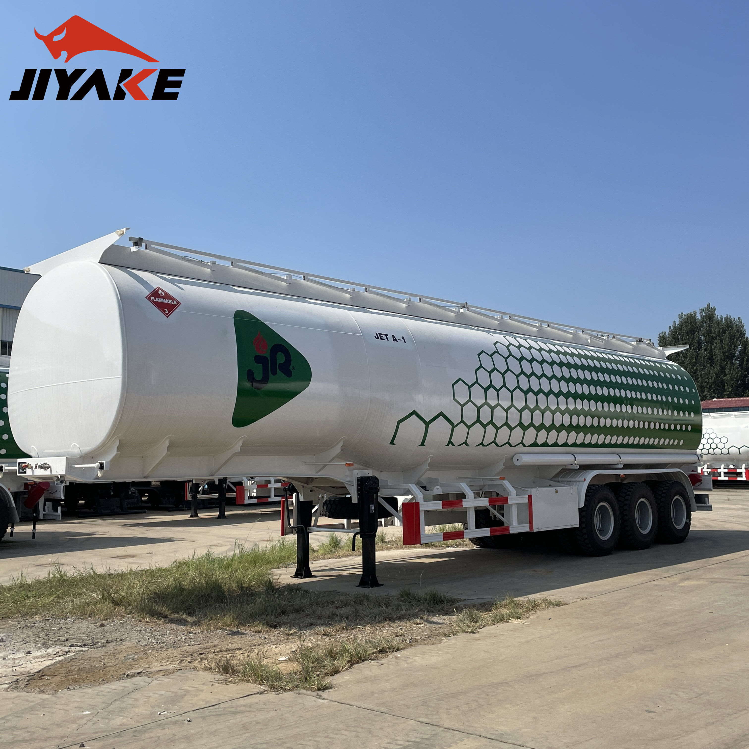 Comment choisir la bonne citerne à carburant pour votre entreprise de transport