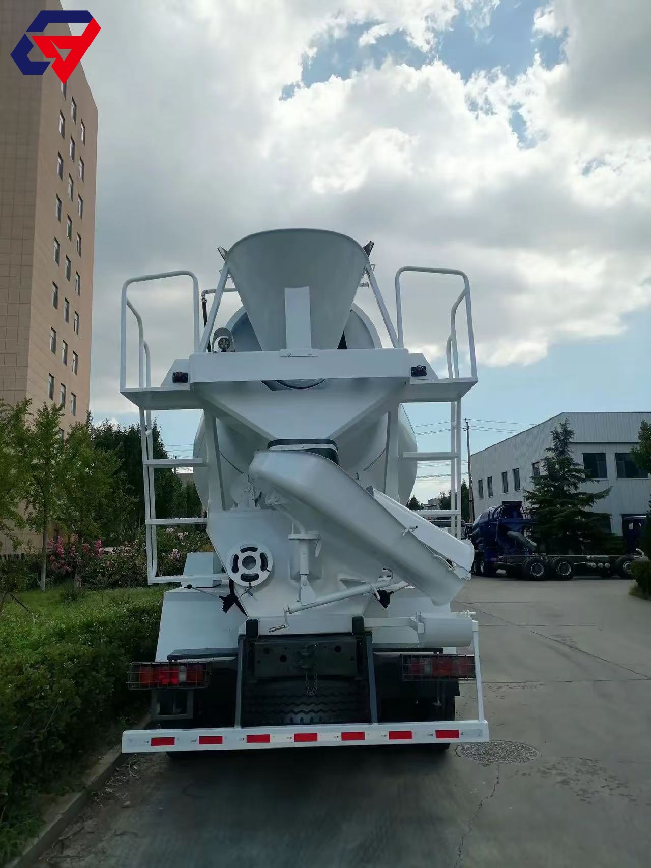 SINOTRUK HOWO NX 6×4 Concrete Mixer Truck