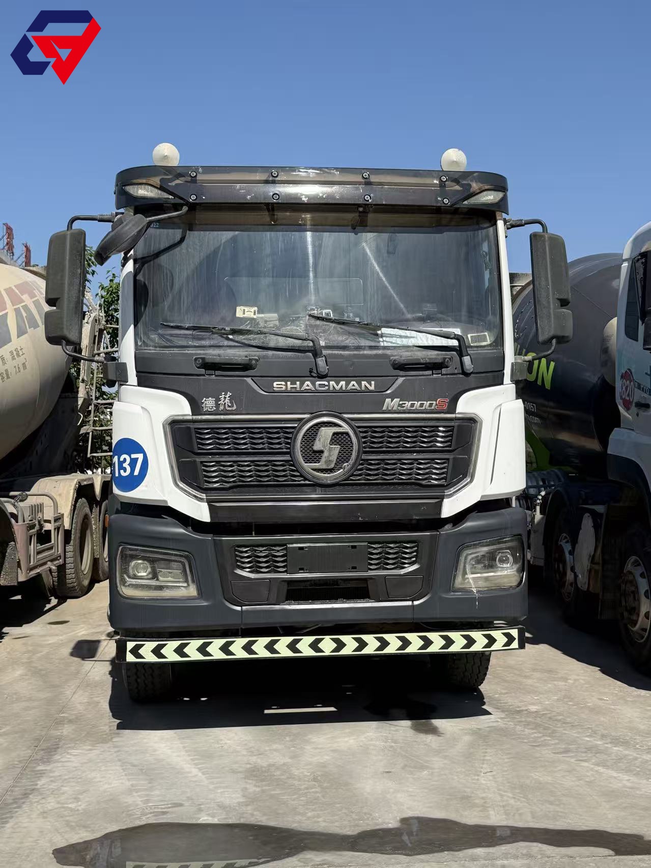 SHACMAN M3000S 8×4 Cement Mixer Truck