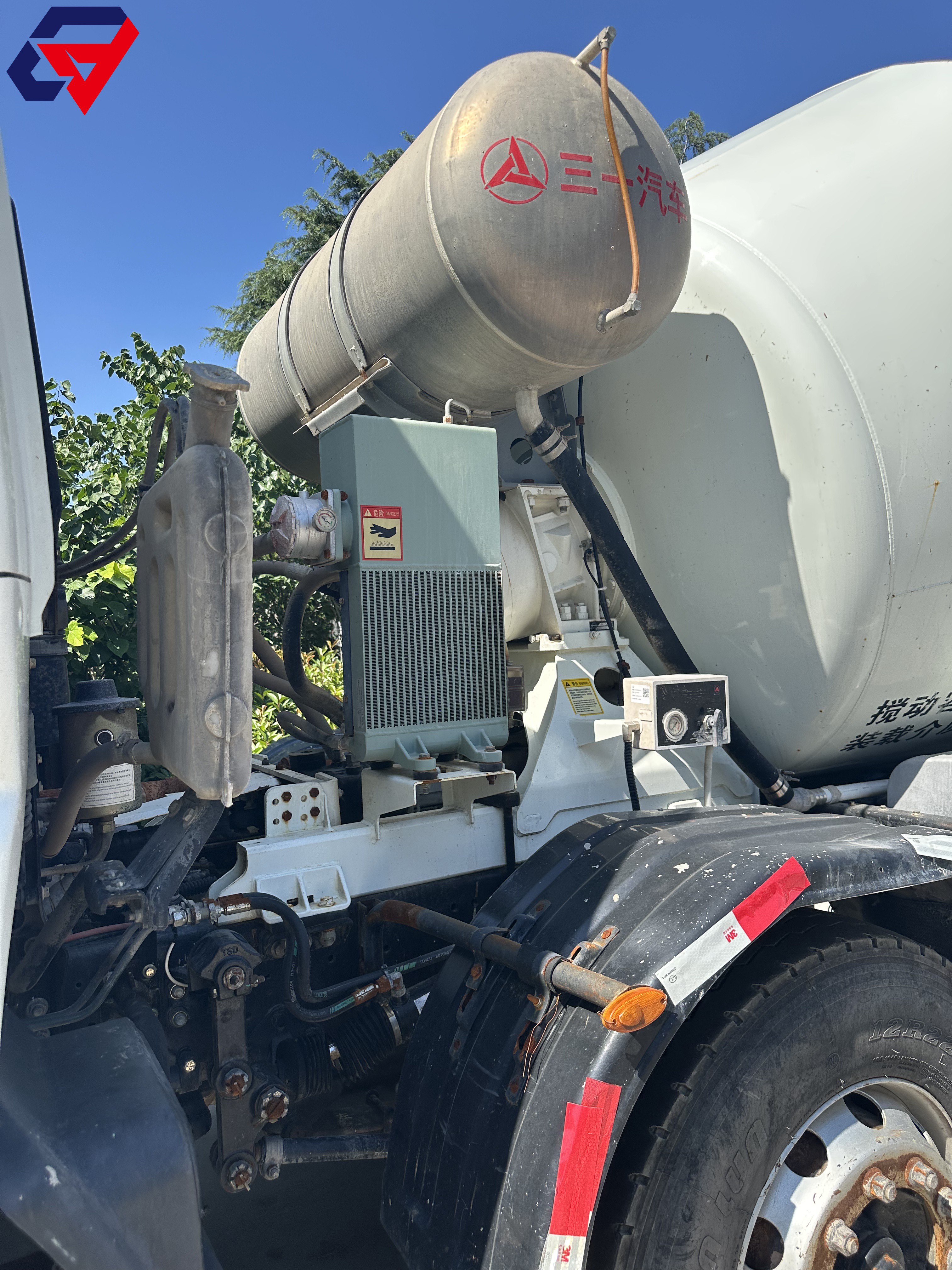 SANY Chassis 8x4 Cement Mixer Truck