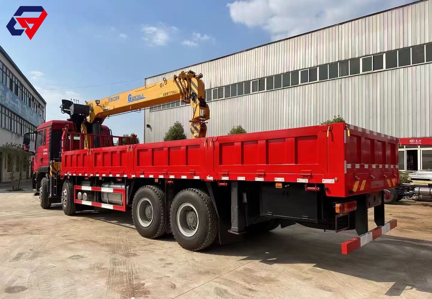 HOWO TX Truck-mounted Crane