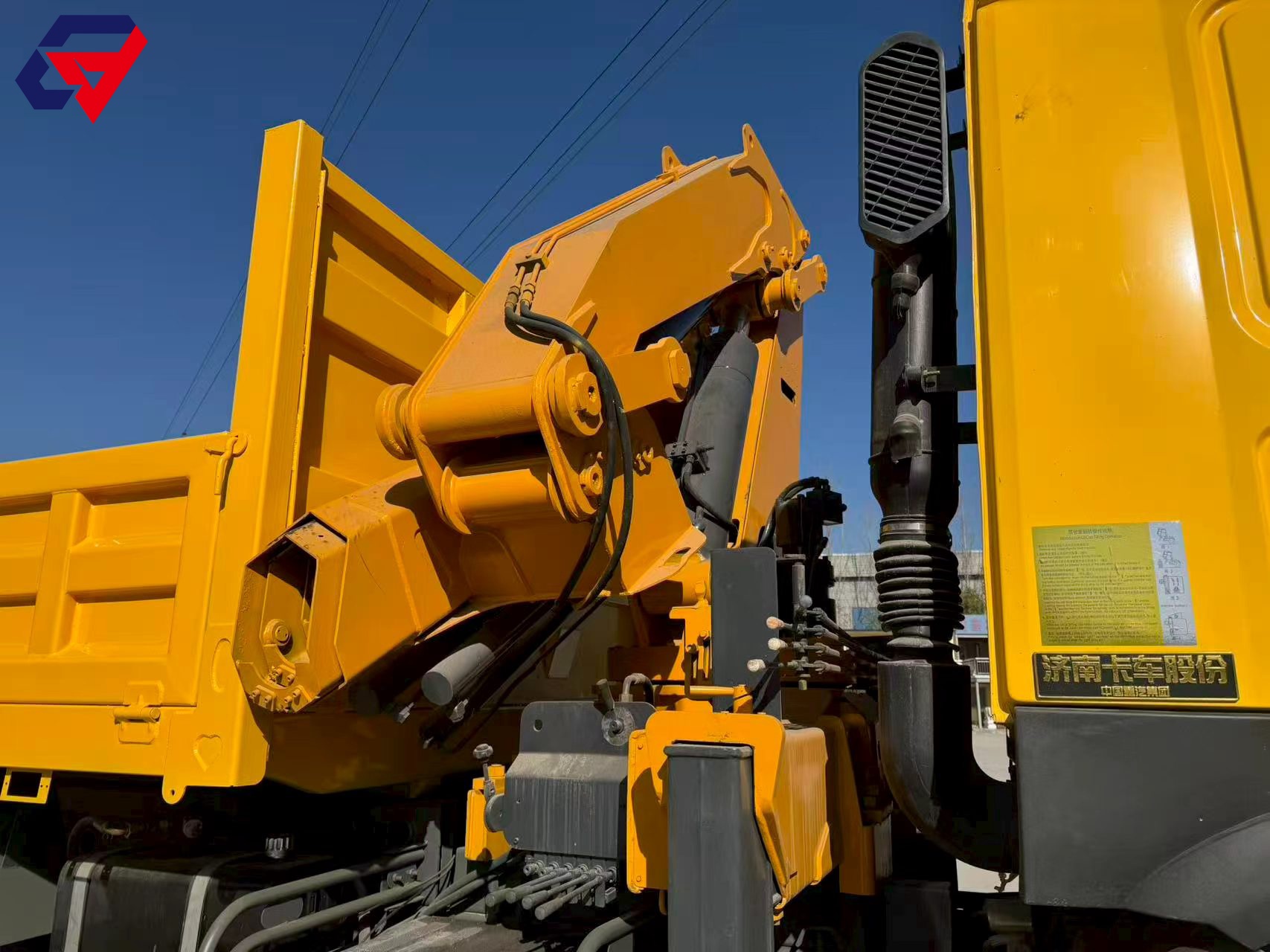 HOWO 6×4 Knuckle Boom Dump Truck-mounted Crane