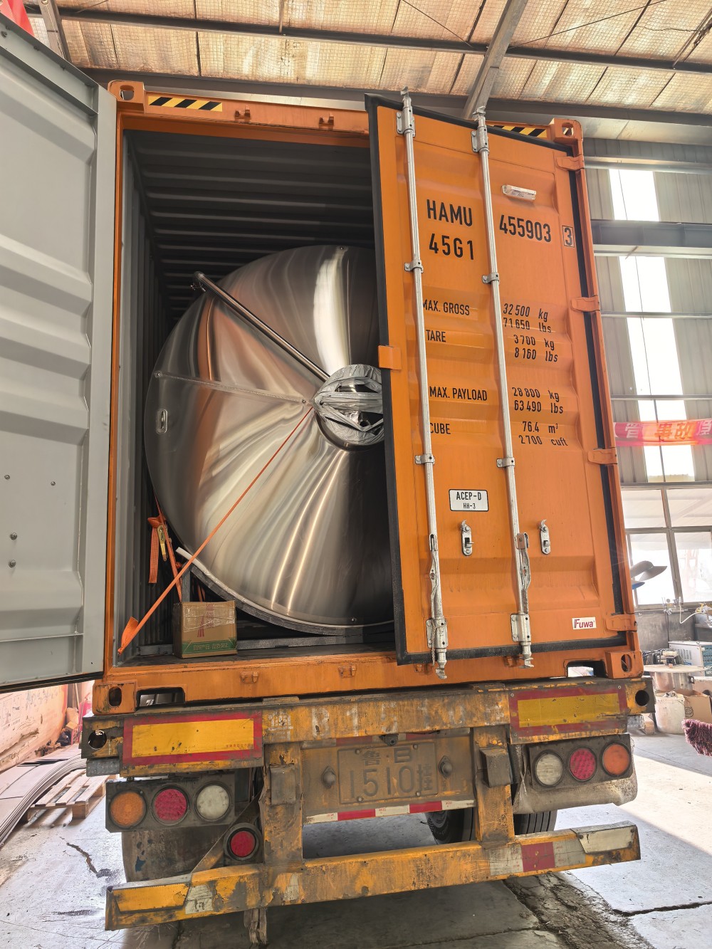 We just shipped several sparkling wine tanks to Peru on 18th, December, 2025