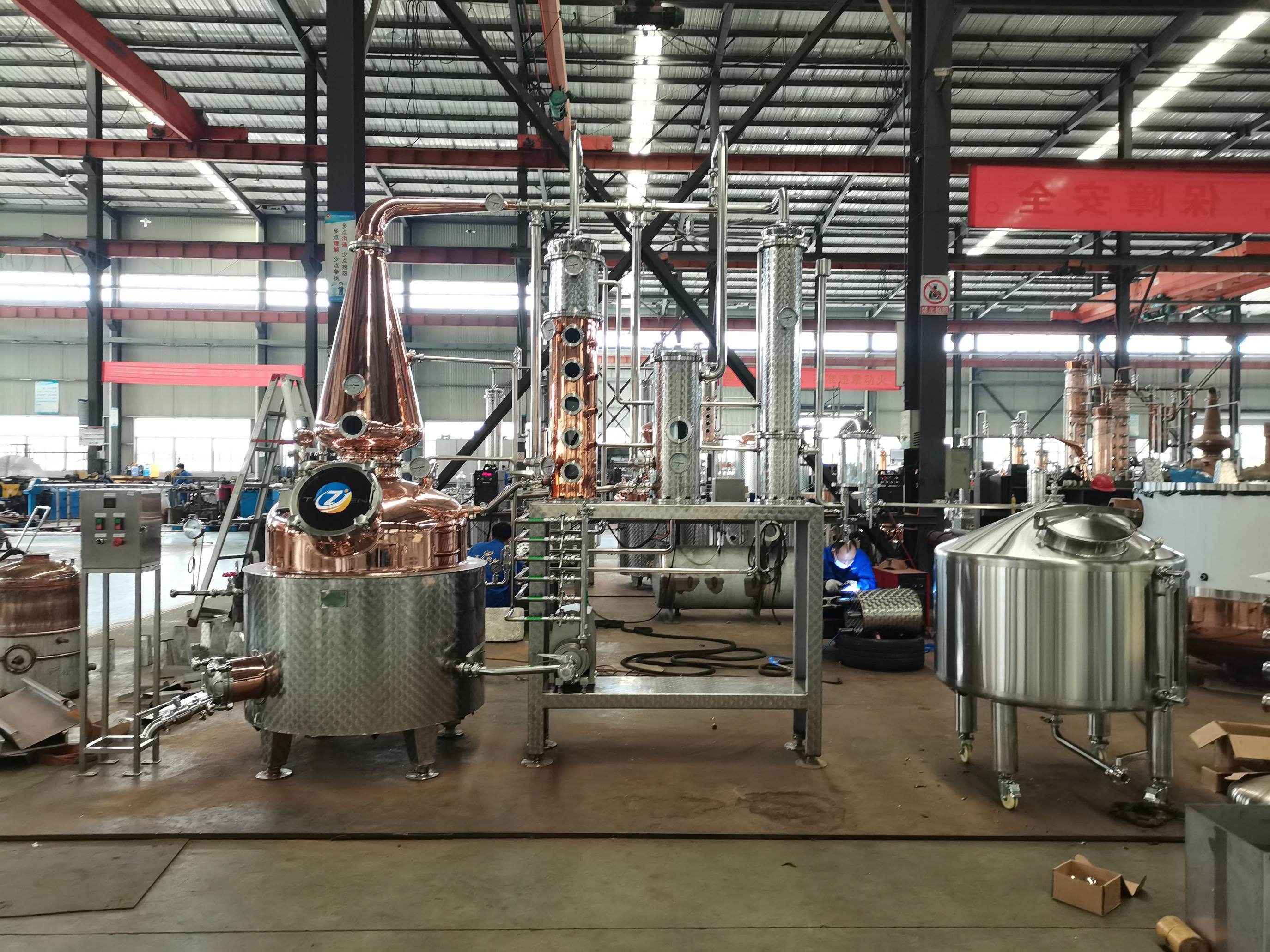 500L Reflux Alcohol Distilling Equipment Vodka Gin Distillery