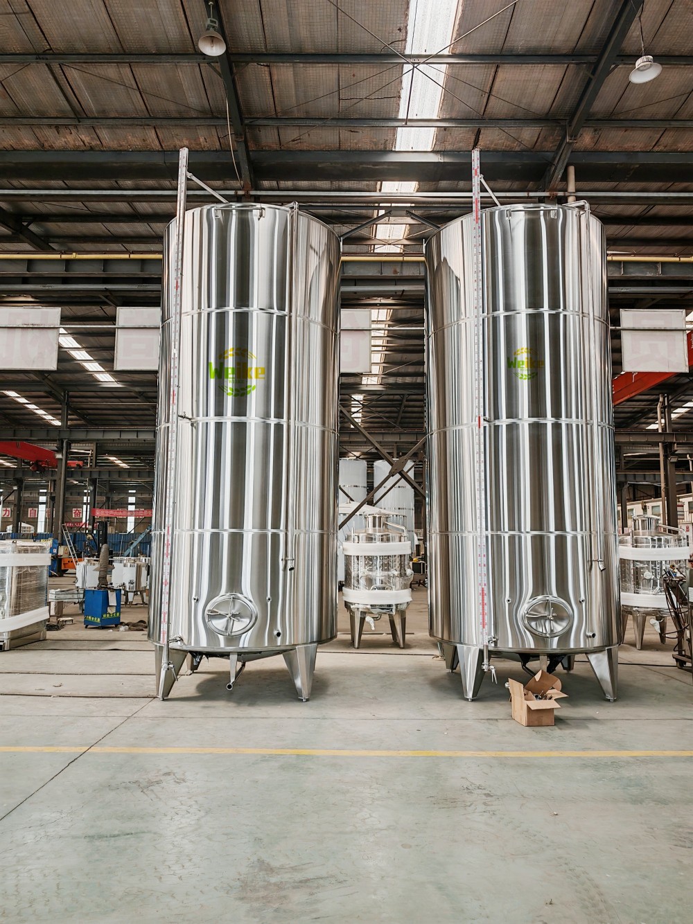 Types of edible oil tanks and how to choose right edible oil tanks?