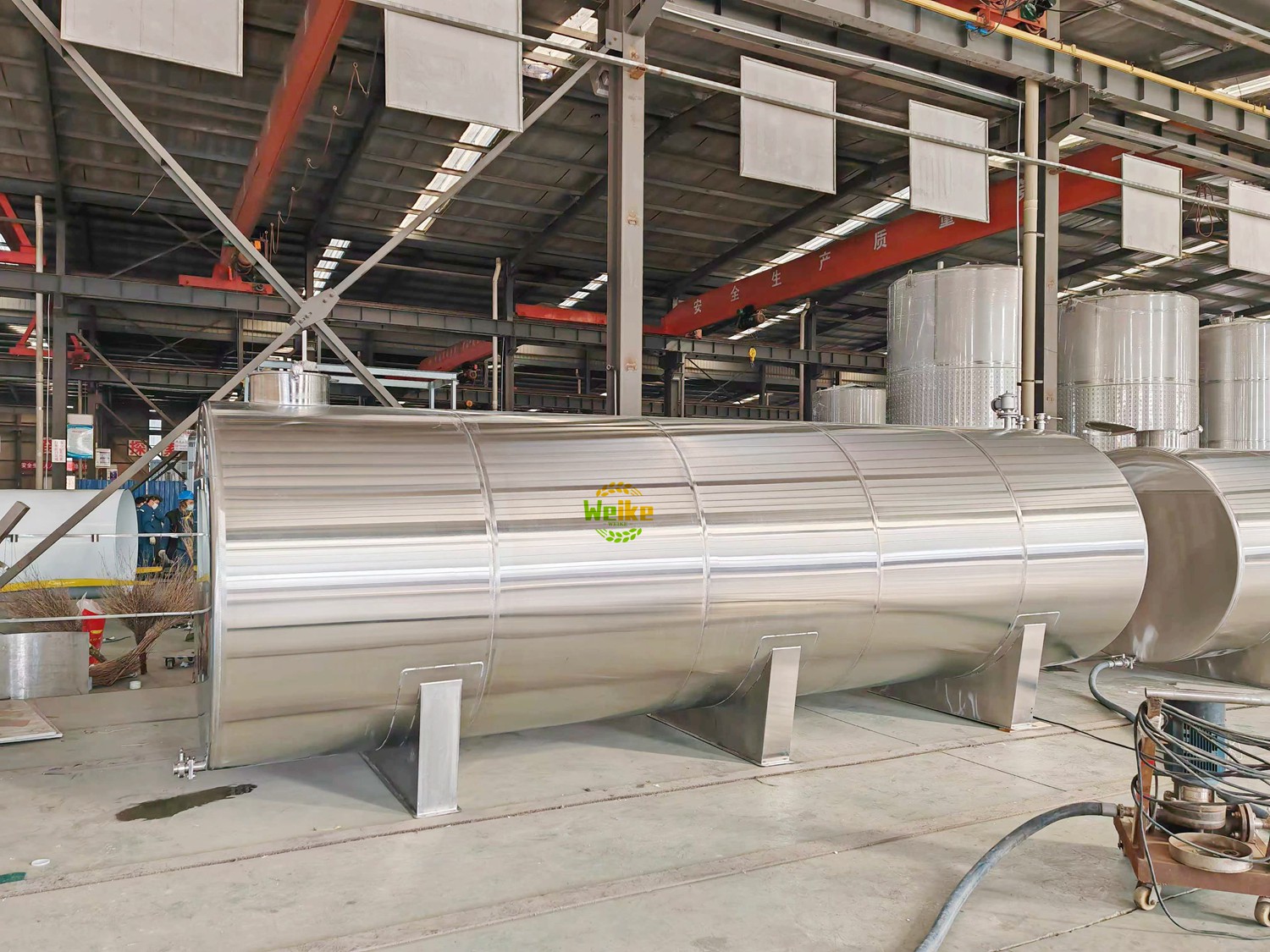 2000L horizontal milk tank