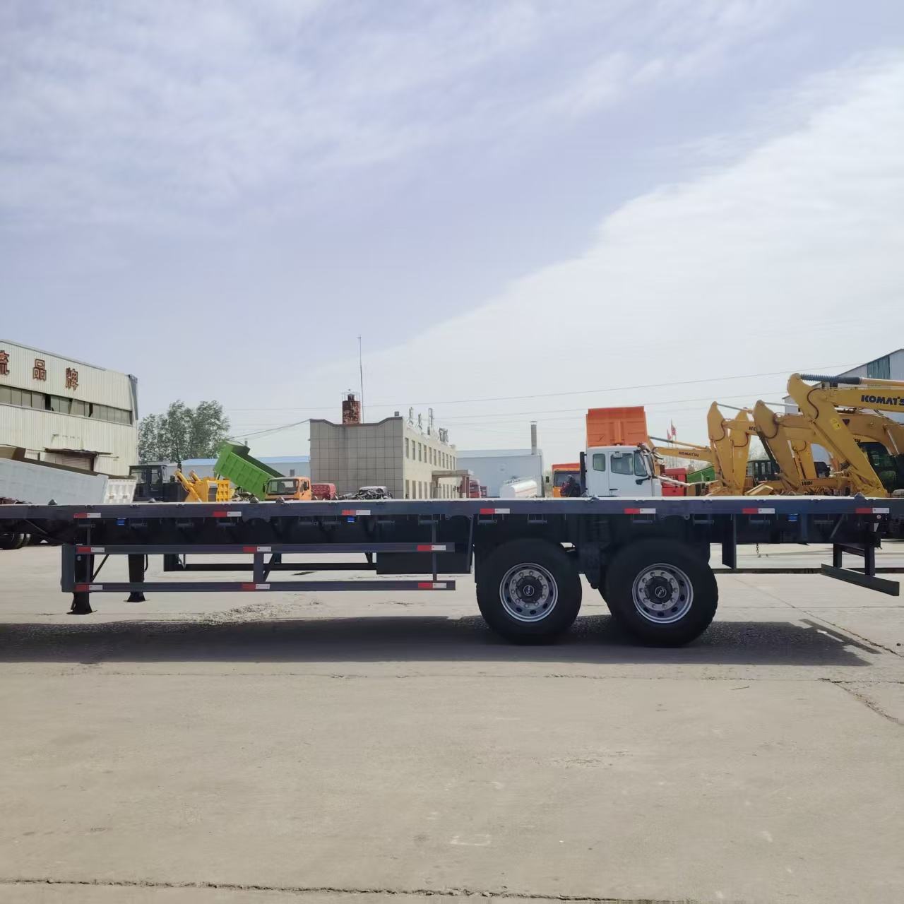  2 Axles Steel Flatbed Semi Trailer Customized Size 