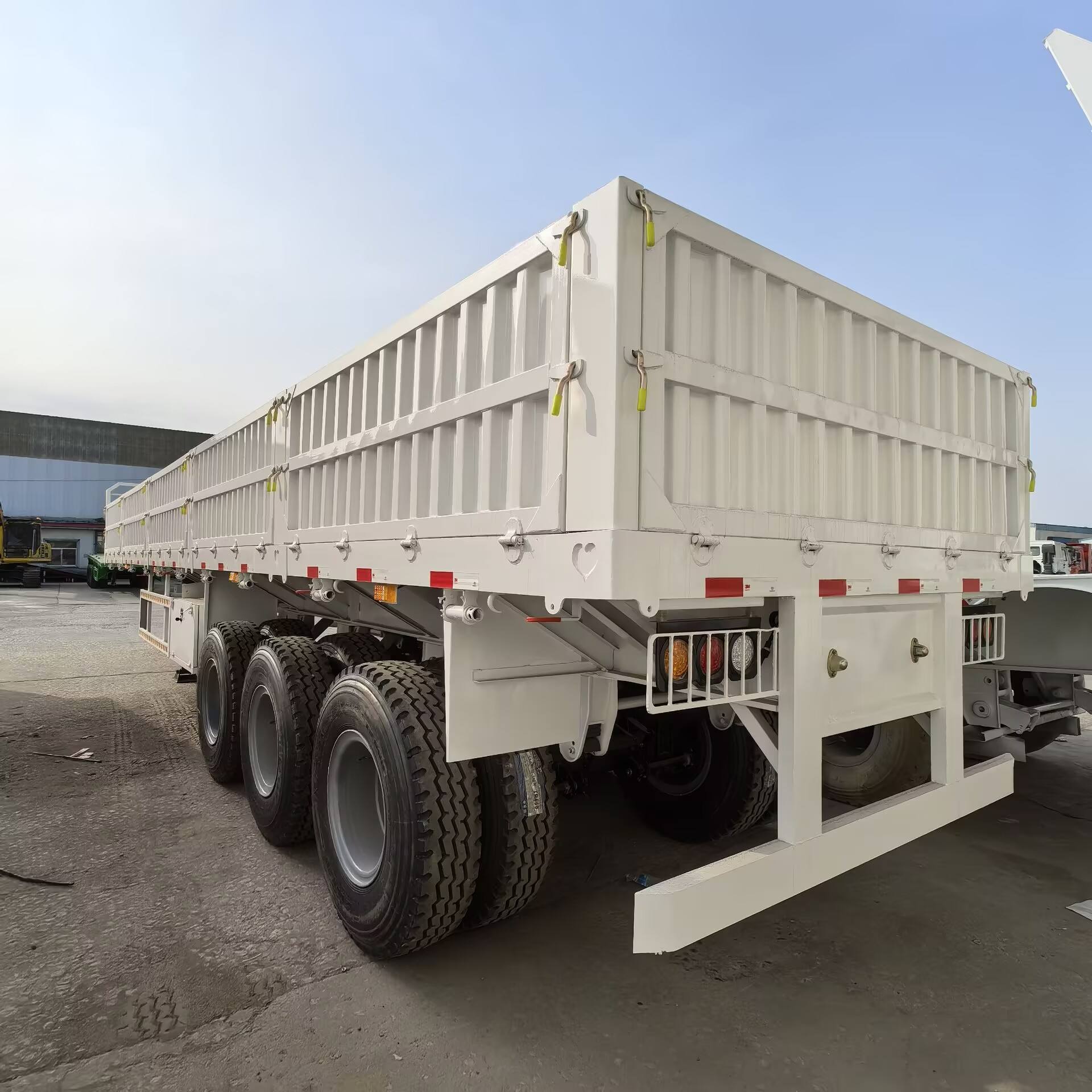 800mm Railing Cargo Semi-Trailer 30t-80t Side Wall Trailers for Sale 3 Axle Truck Trailers