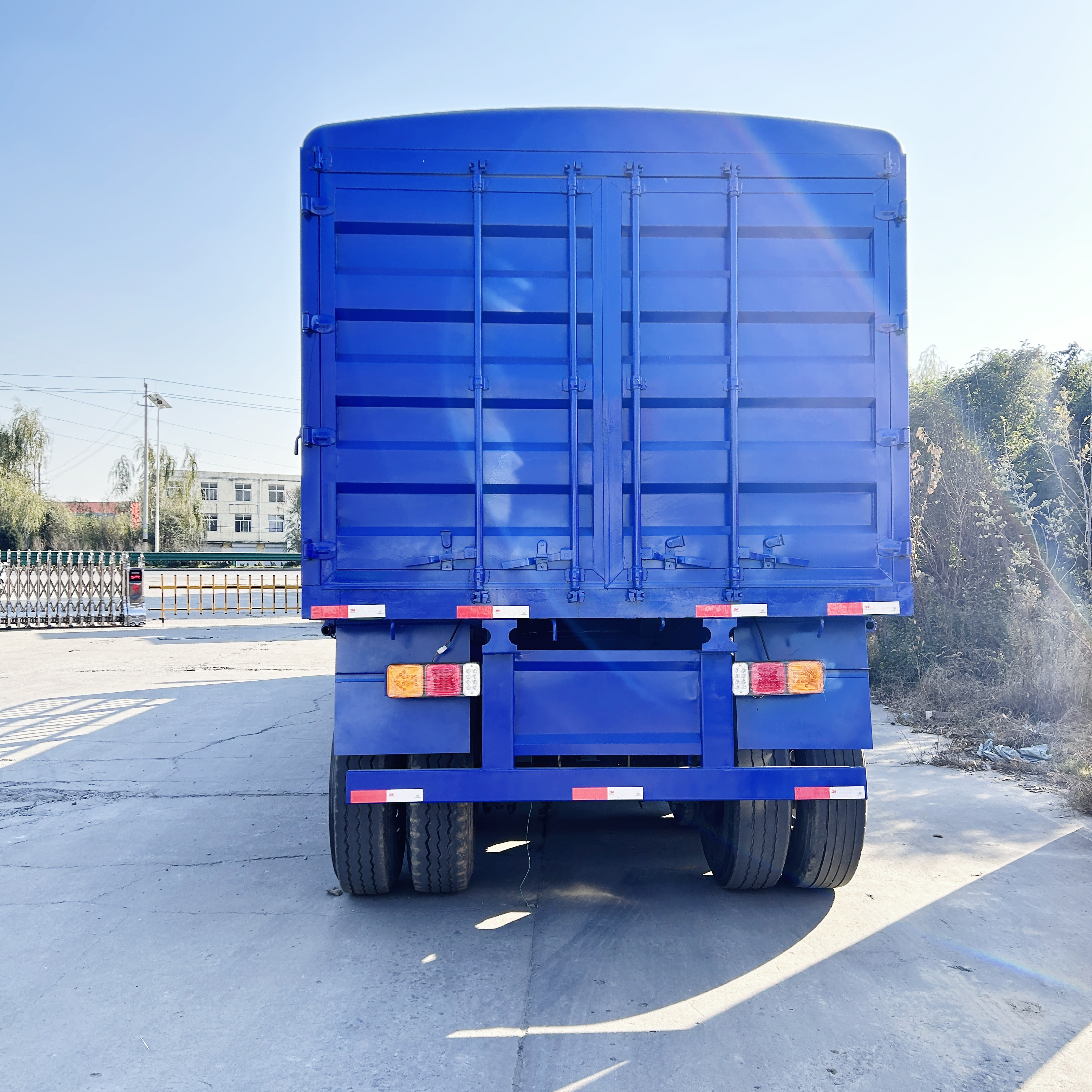 Bulk Container Cargo Transport 4-Axle High-Sided Fence Side Wall Semi Trailer