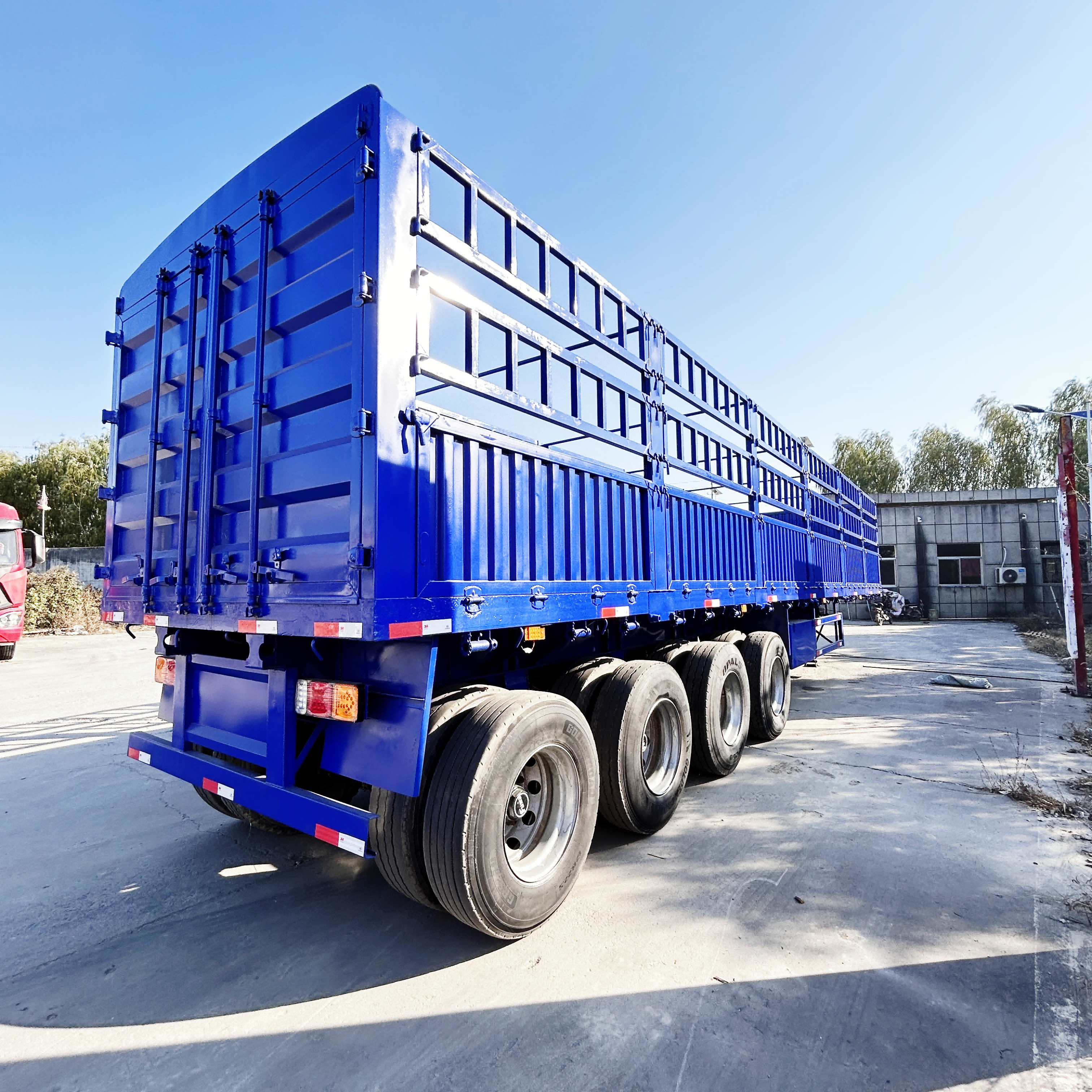 Bulk Container Cargo Transport 4-Axle High-Sided Fence Side Wall Semi Trailer