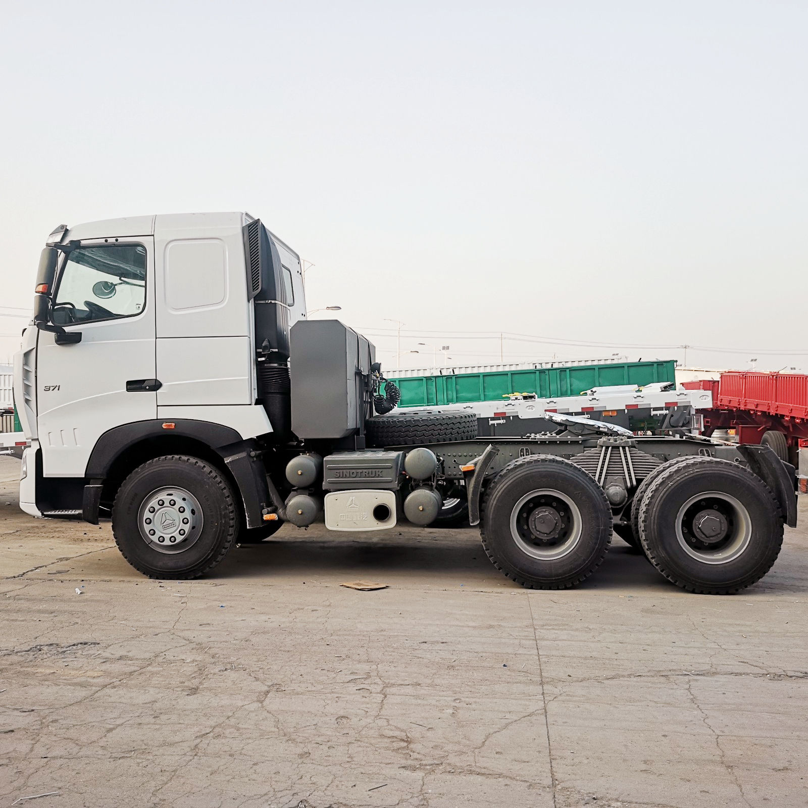 Heavy SINOTRUK HOWO A7 Tractor Truck
