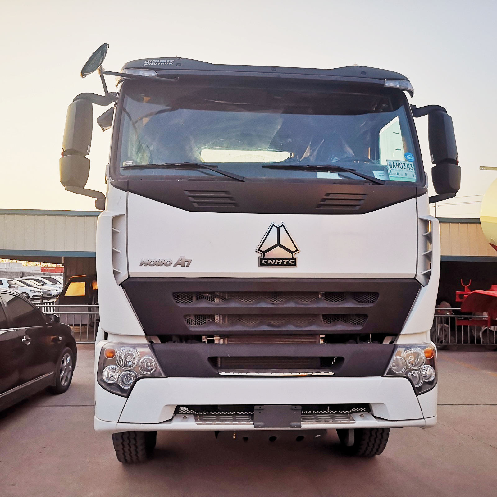 Heavy SINOTRUK HOWO A7 Tractor Truck