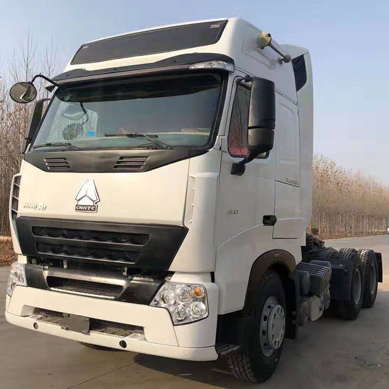 Howo Sinotruk 6X4 Tractor Truck Manual 351-450HP Diesel Fuel Weichai Logistic Prime Mover