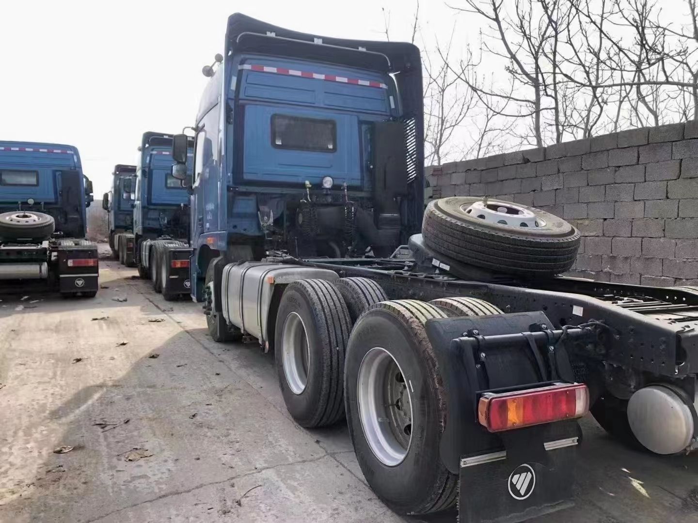 510hp Foton Auman GTL Tractor Truck 6x4 Truck 