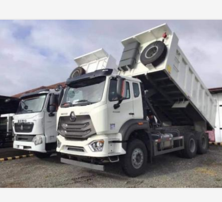 Sinotruk Howo E7 V7 6x4 Dump Truck