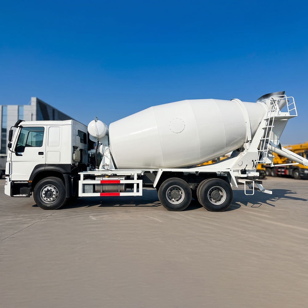 Sinotruk HOWO 6X4 8cbm Concrete Mixer Truck Blender Concrete Cement Agitating Lorry Mixer Truck