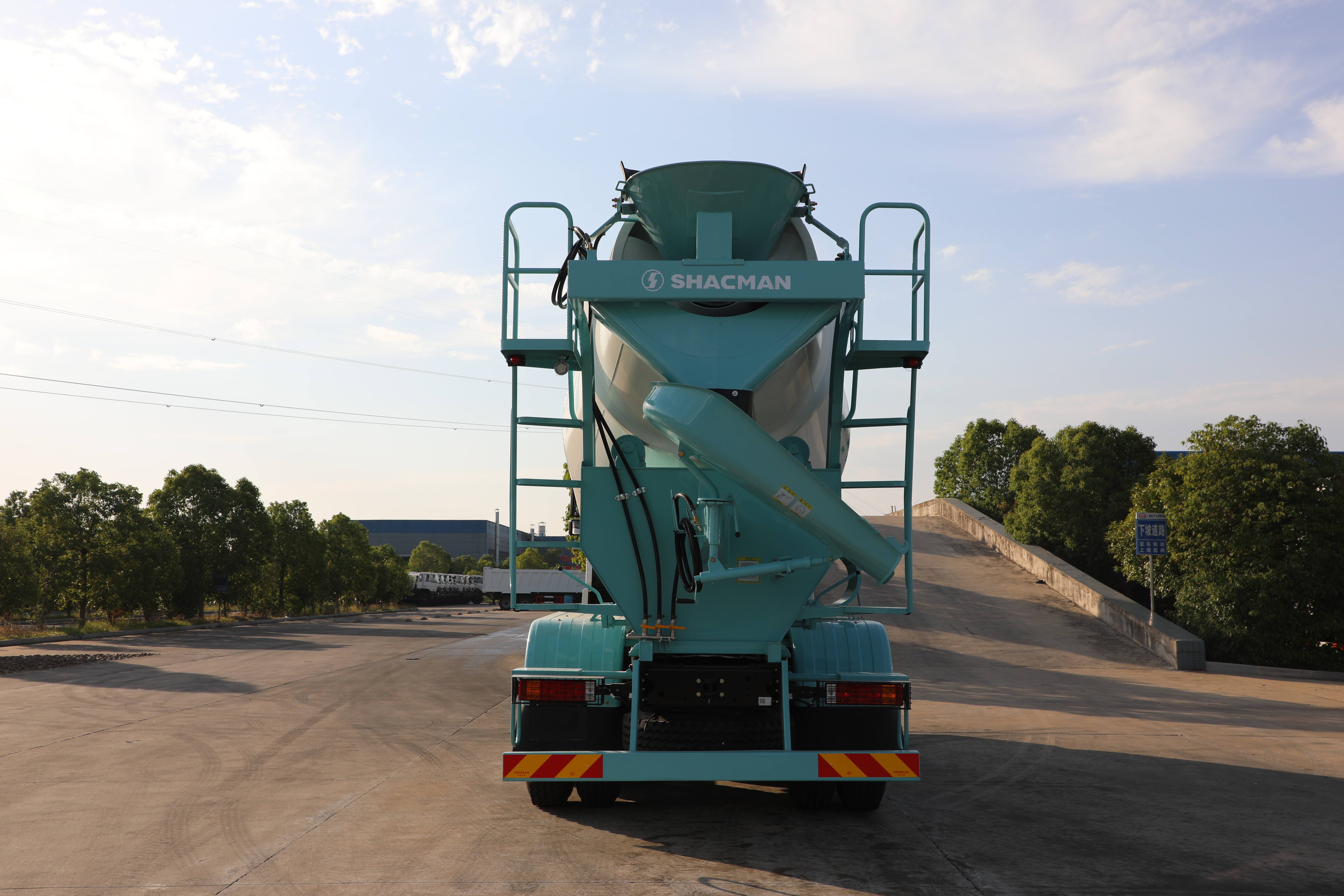 SHACMAN F3000 6x4 10m3/12m3 Capacity Cement Mixer Truck