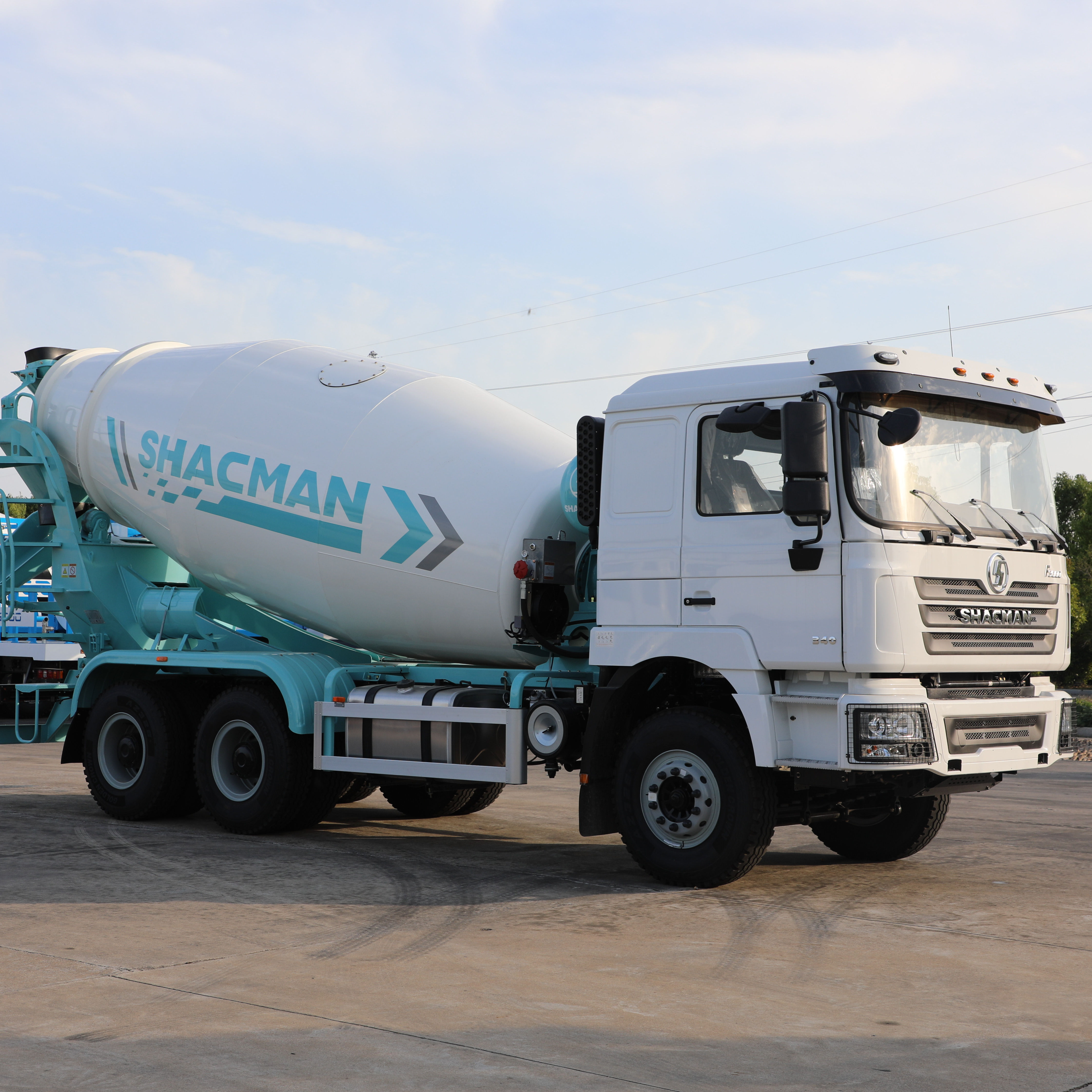 SHACMAN F3000 6x4 10m3/12m3 Capacity Cement Mixer Truck