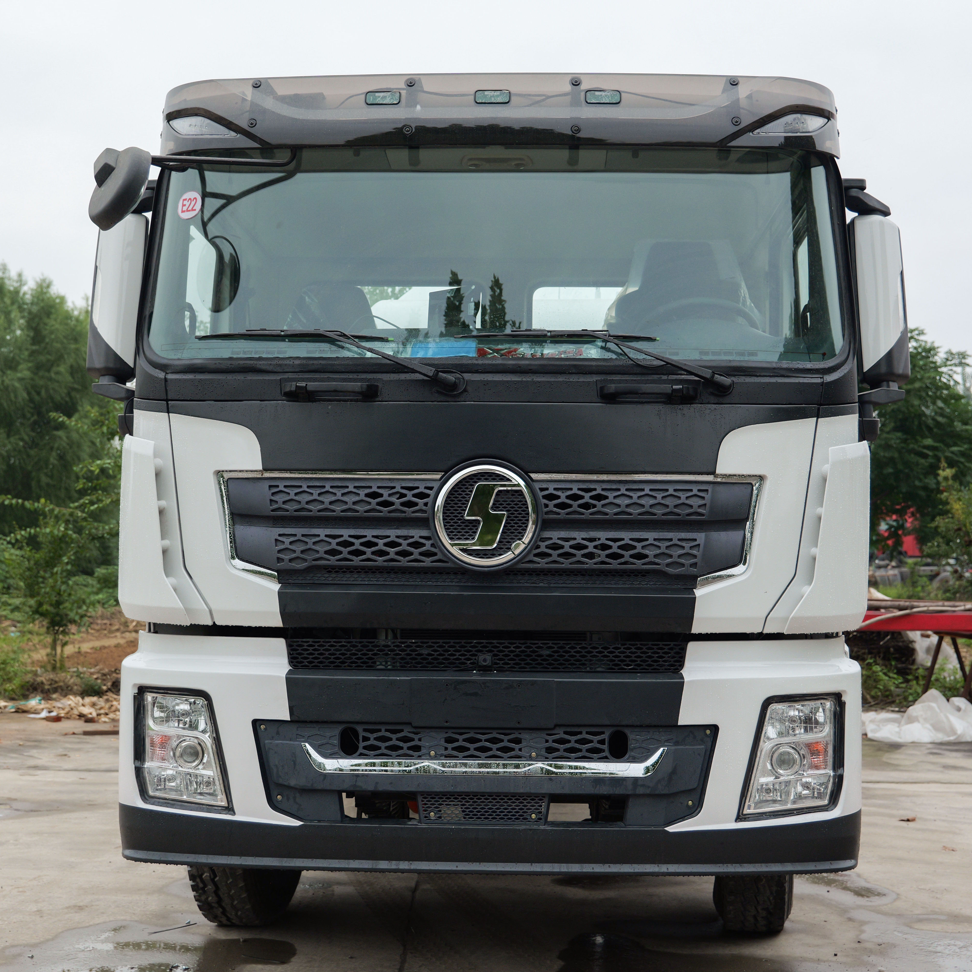 Shacman 6x4 cement mixer truck Euro 2 Emission 380 400 Horsepower Left-Hand or Right-Hand