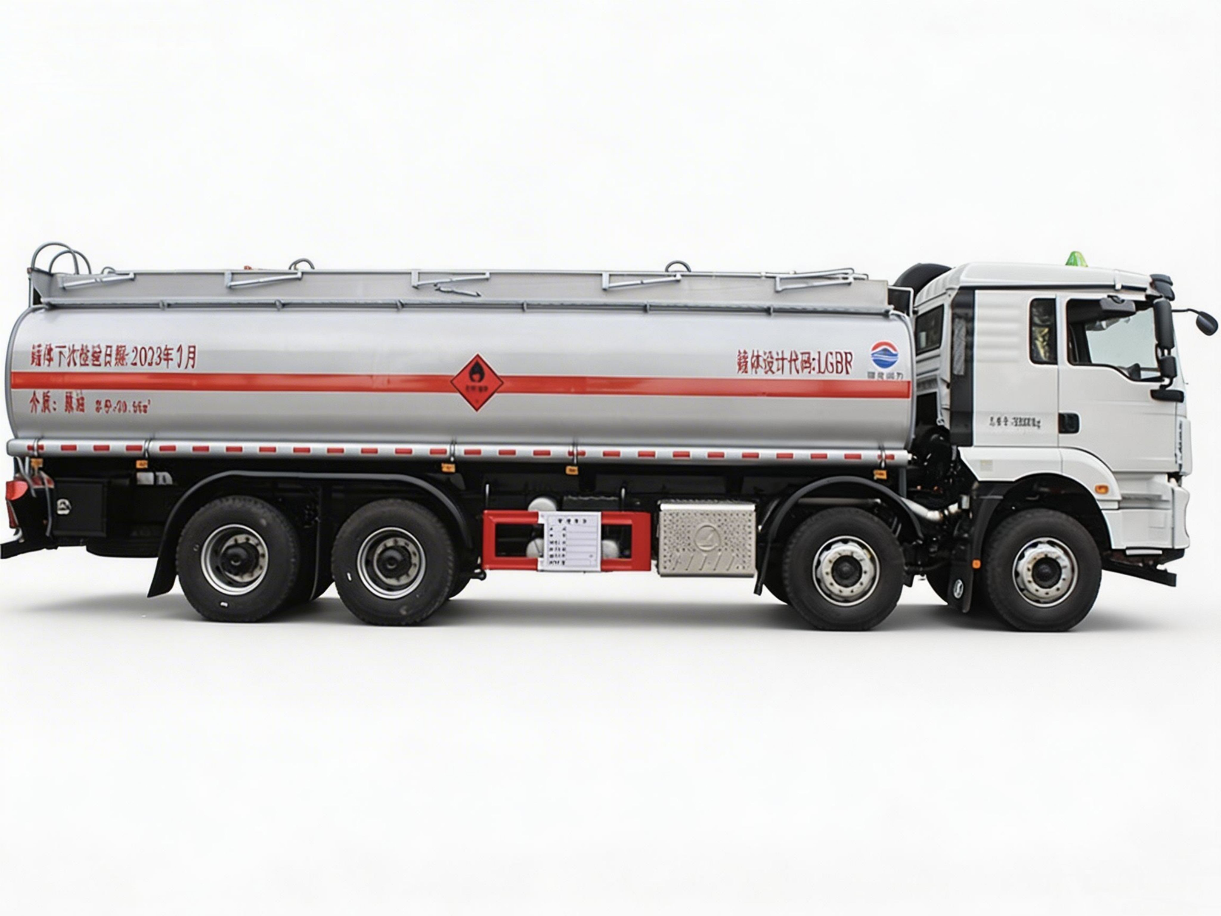 22CBM Shacman 8*4 Crude Oil Tank Truck | Flammable Liquid Tanker