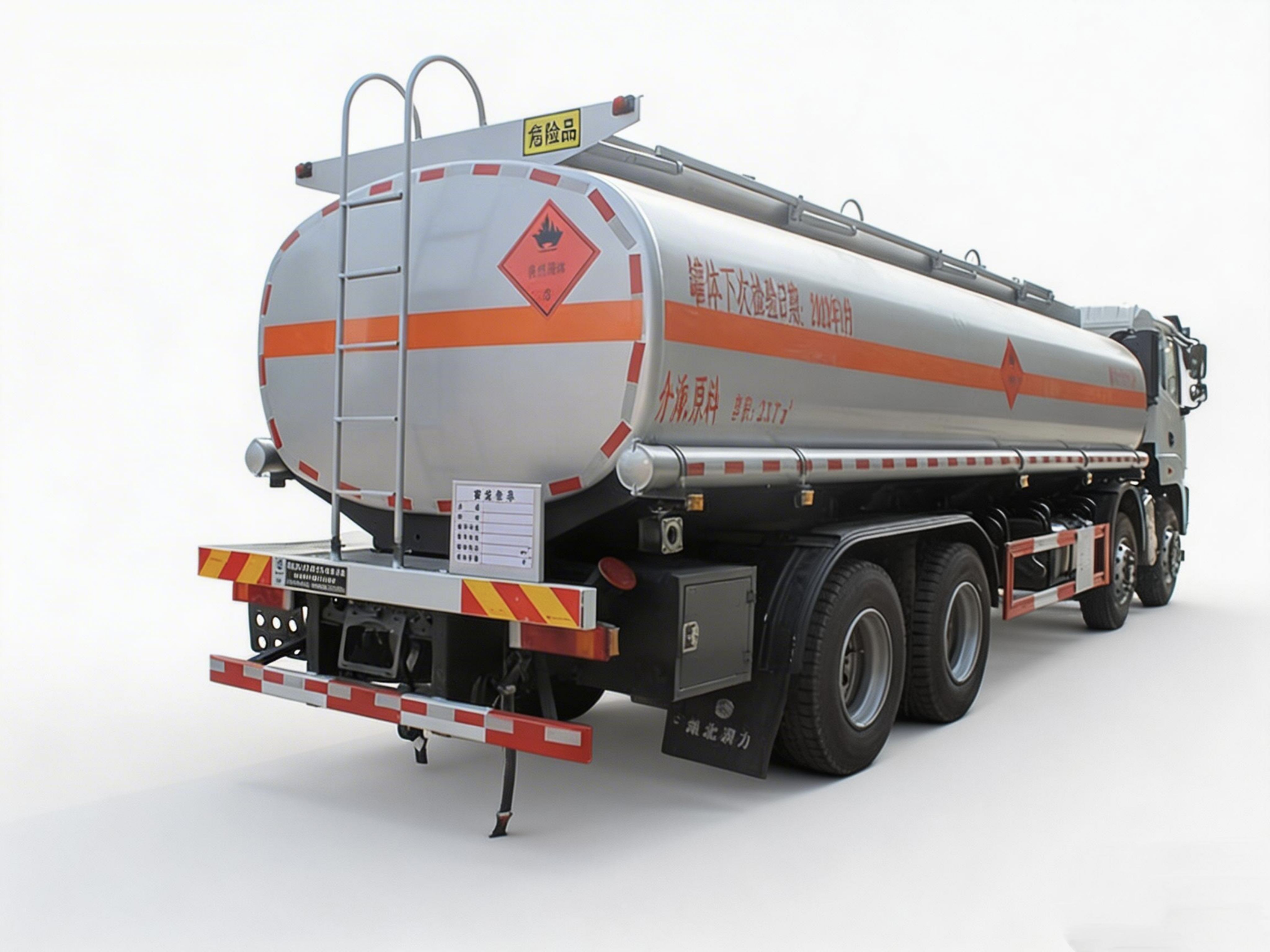 DongFeng 8*4 Fuel Tanker Truck 30, 000 Liters Diesel and Gasoline Transport Vehicle for Oil Distribution