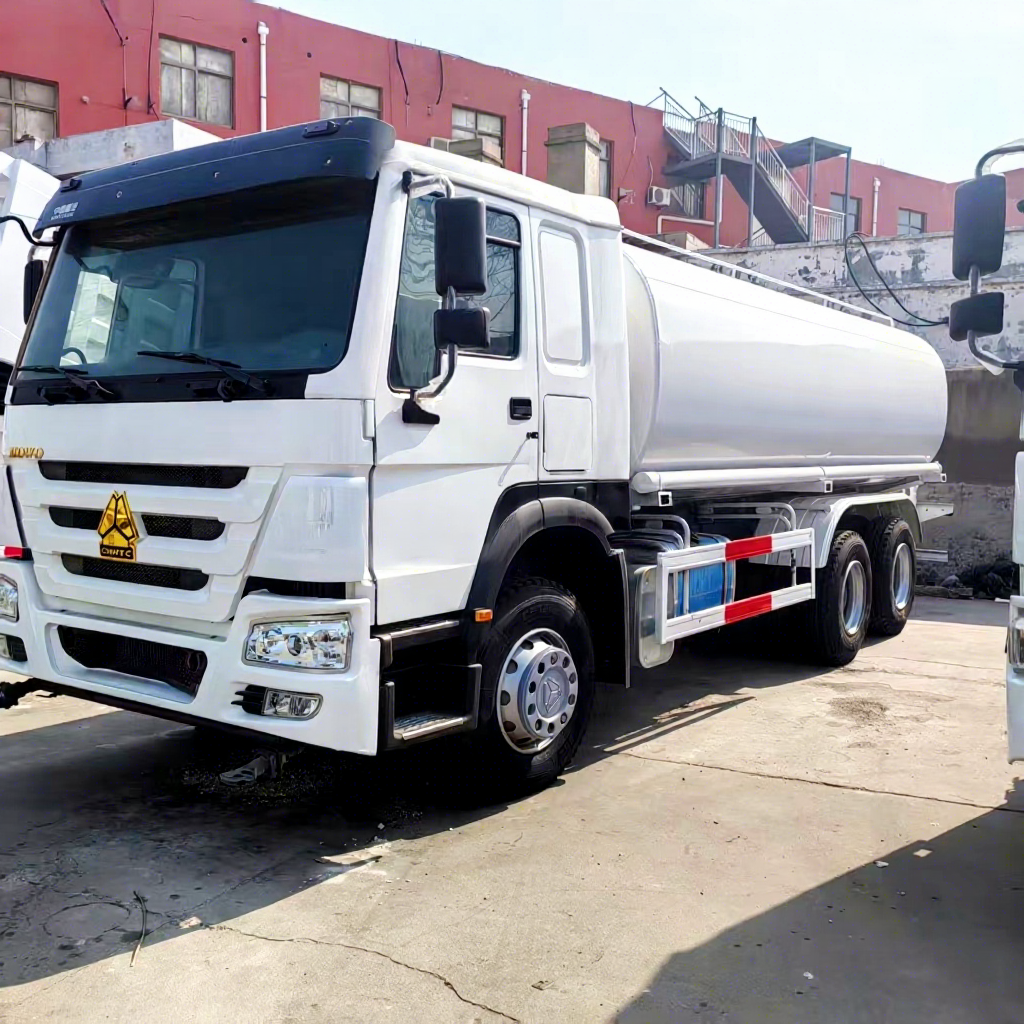 Sinotruk Howo NX 6x4 Water Tanker Truck with Sprinkler System Road Dust Control Howo 6x4 Water Tanker Truck
