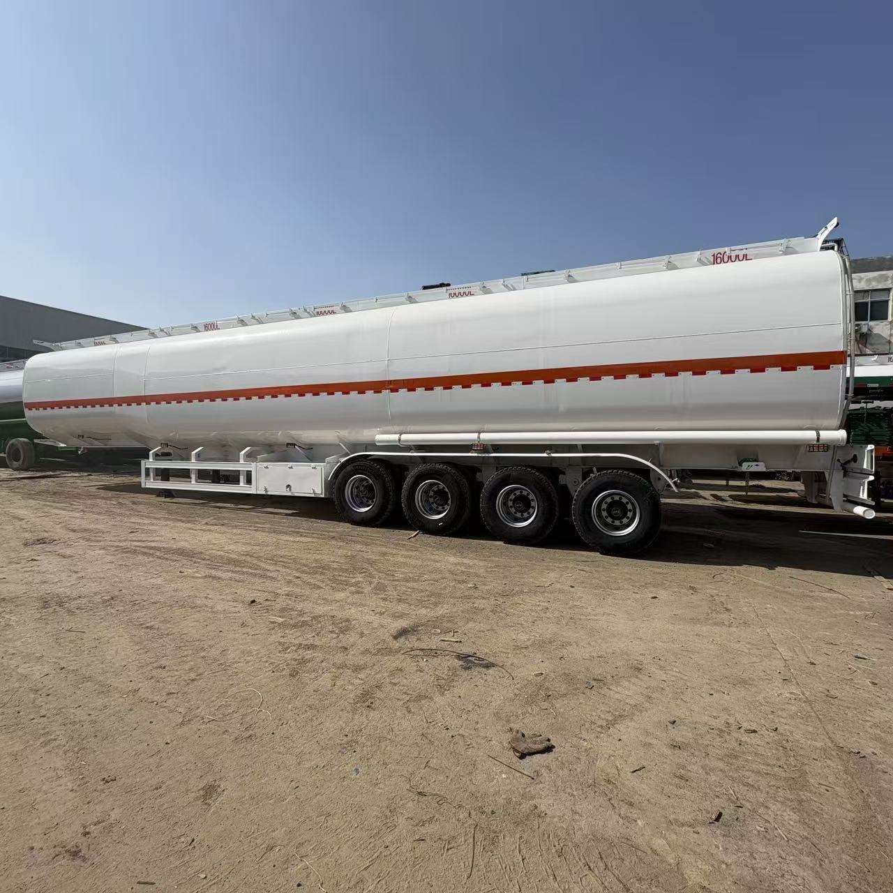 4-Axle Oil Tanker 54000 L Stainless Steel Multi Compartment Design Oil Tank Semi Trailer