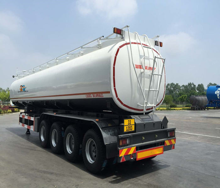 4-Axle Oil Tanker 54000 L Stainless Steel Multi Compartment Design Oil Tank Semi Trailer