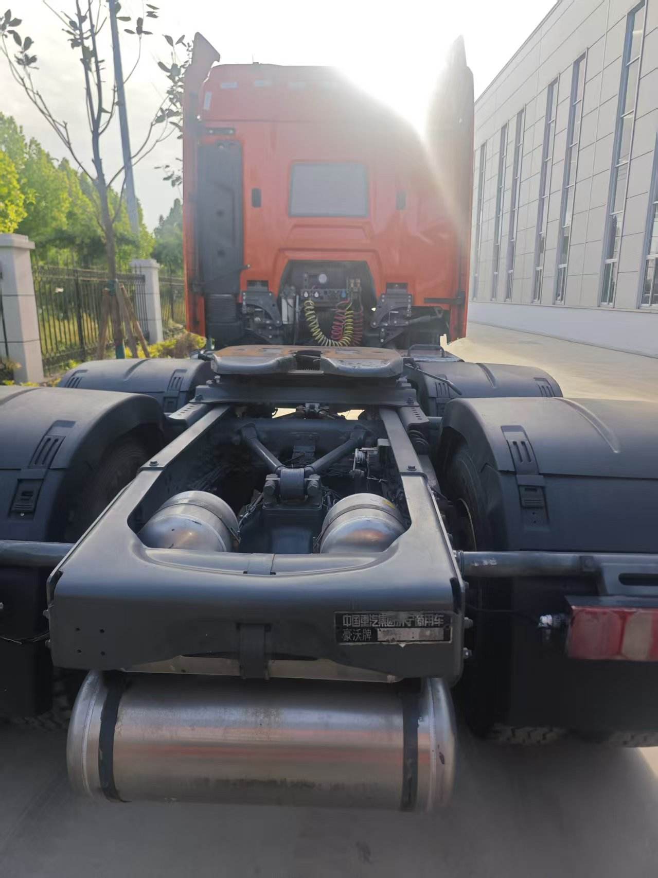 HOWO MAX 6x4 Heavy 50Ton Tractor Truck with 10 Wheels