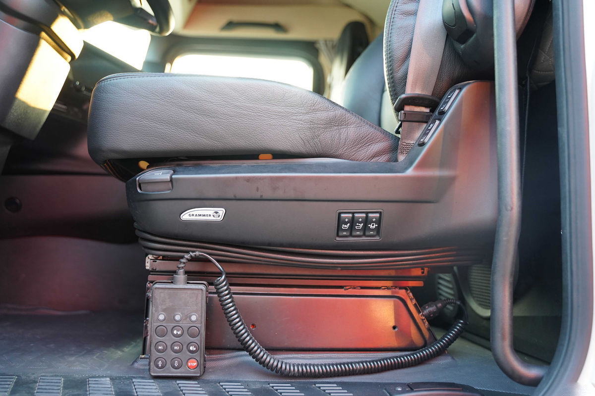 Shacman Delong X6000 600HP 4X2 Shaanxi Automobile AMT Automatic Transmission Diesel Engine Heavy Duty Truck Tractor Truck