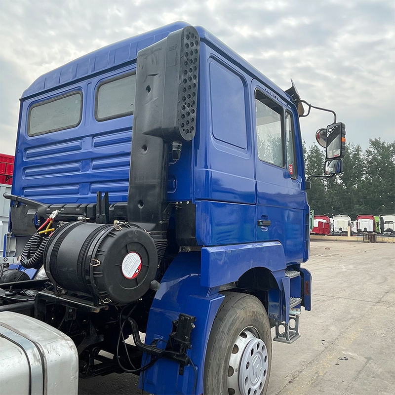Shacman F3000 420Hp Euro 3 Diesel Tractor Truck with 10 Wheels for Towing