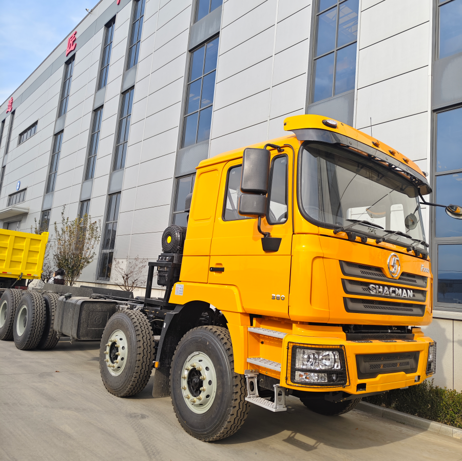 Shacman Heavy Truck 8X4 Tractor Truck Head  Traction Locomotive New Manual Diesel Used or New RHD 380HP