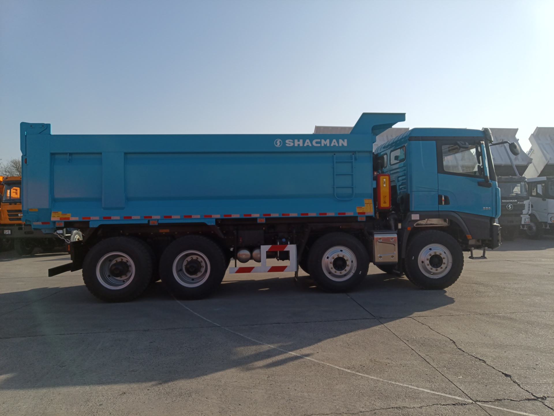 SHACMAN Delong X5000 Used 6x4 Left Steering Euro 2 Emission Dump Truck