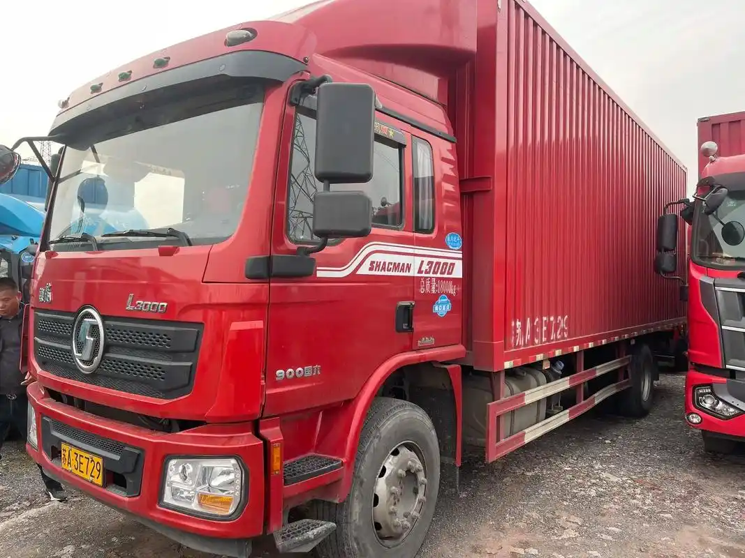 Container Truck  Shacman 4x2 6 Tires Euro2 3 Totally Enclosed