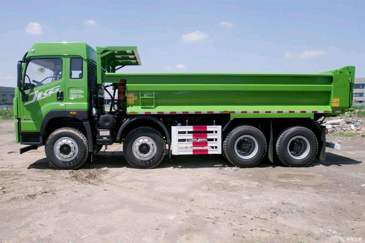 FAW Truck JK6 Left-Hand Drive 8x4  Euro 3 41-50t Mining Dump Truck with FAST Manual Gearbox New Weichai Engine 350hp Diesel