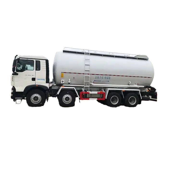 Sinotruk Howo 8*4 Bulk Dry Powder Material Transport Tanker 33CBM for Cement and Fly Ash