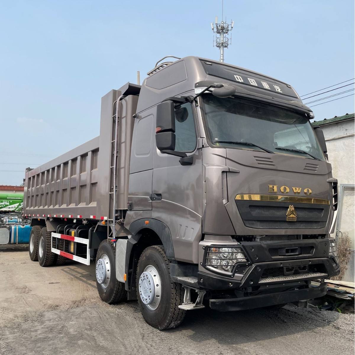 HOWO T7 T7H 500HP 540HP 570HP Tipper Truck HOWO High Quality Euro 2 3 30 Ton Mining Dump Trucks HOWO T7 T7H 500HP 540HP 570HP Tipper Truck HOWO High Quality Euro 2 3 30 Ton Mining Dump Trucks