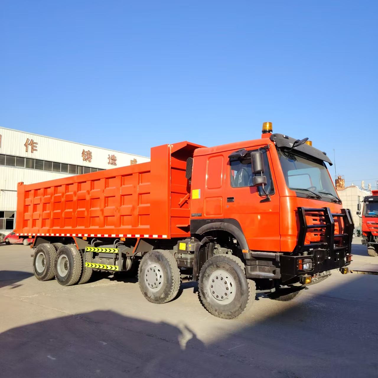Howo 371HP Dump Truck 8*4 12 Wheels 40ton