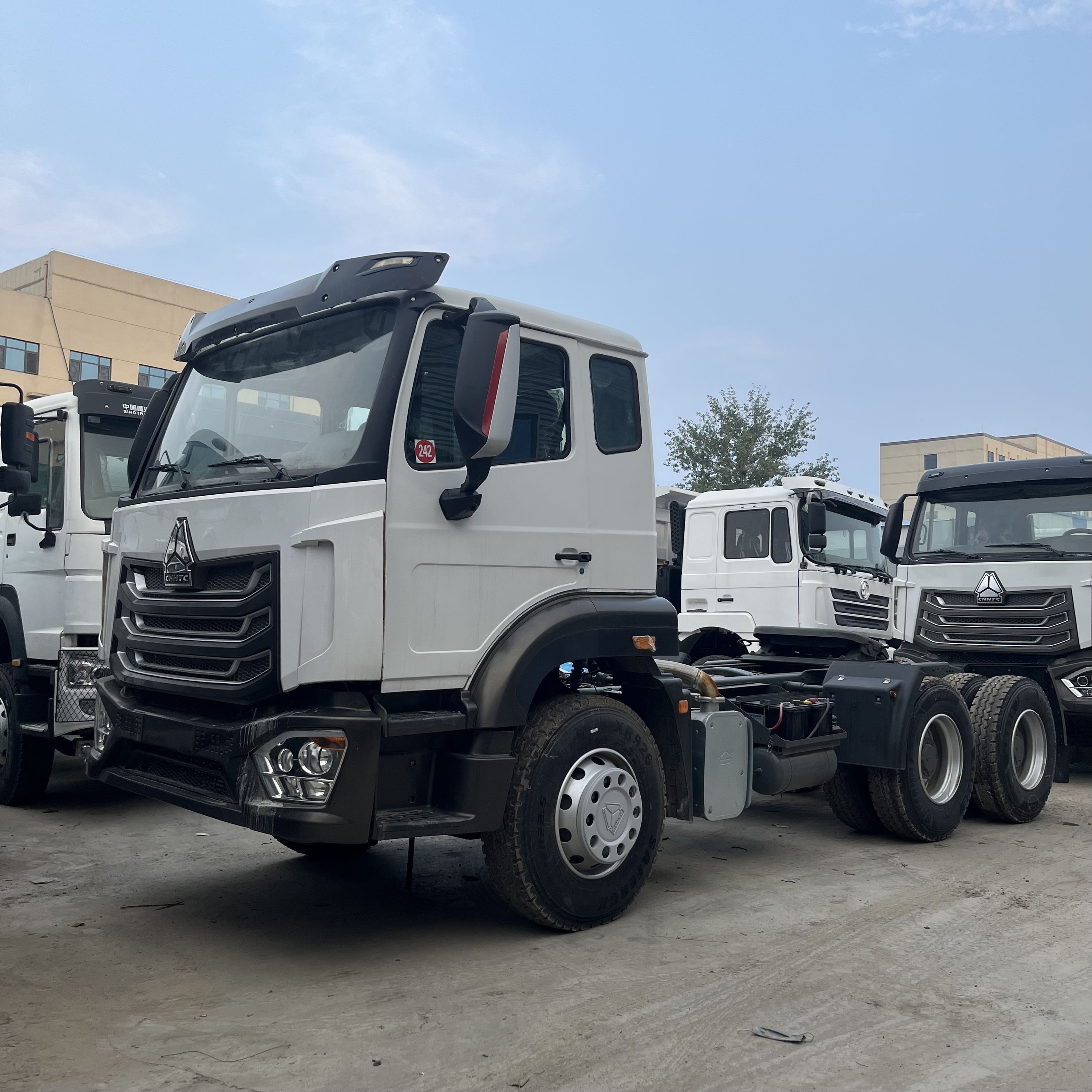HOWO NX 371hp Road Transport Vehicle Used Tractor Heavy-duty Truck Tractor 6x4