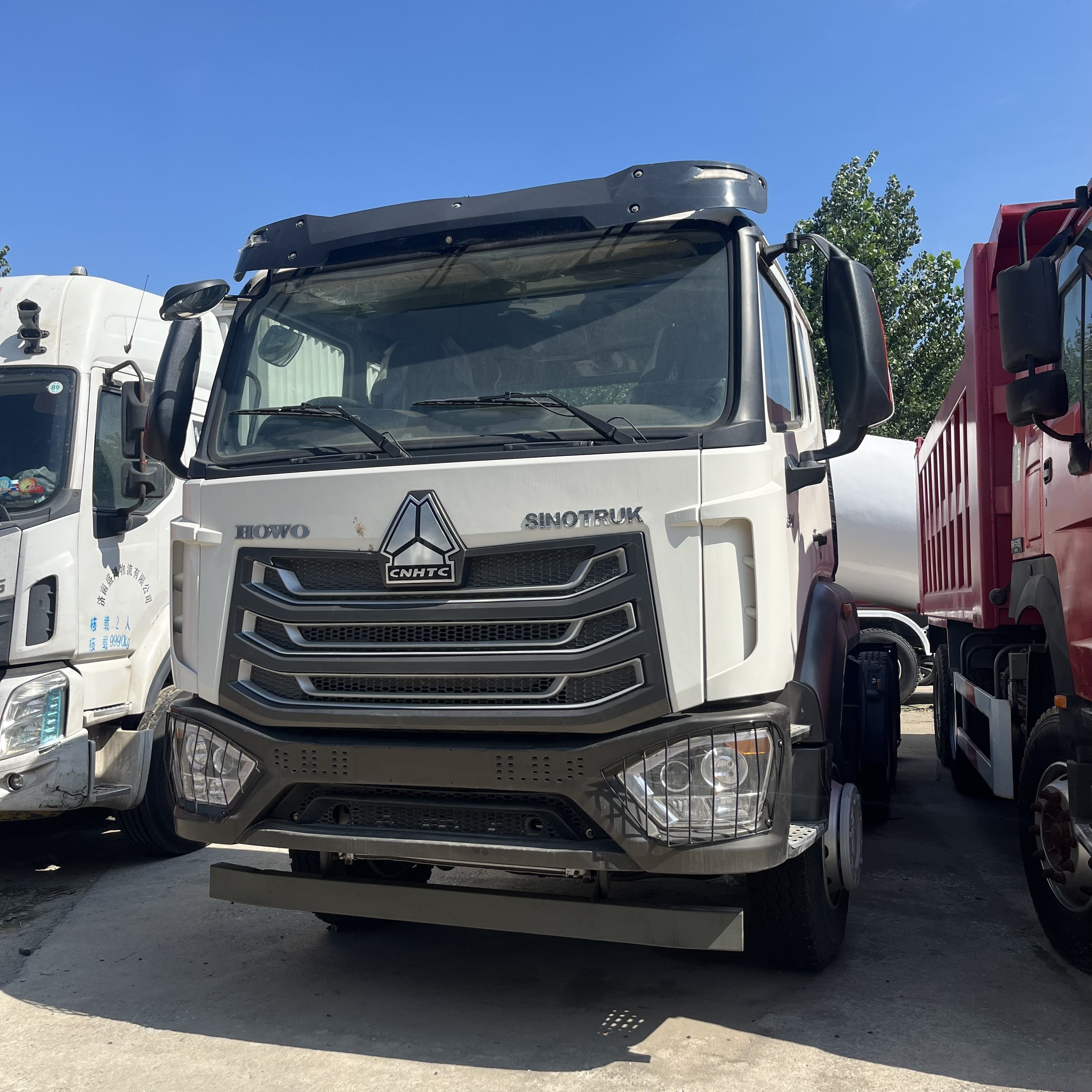 HOWO NX 371hp Road Transport Vehicle Used Tractor Heavy-duty Truck Tractor 6x4