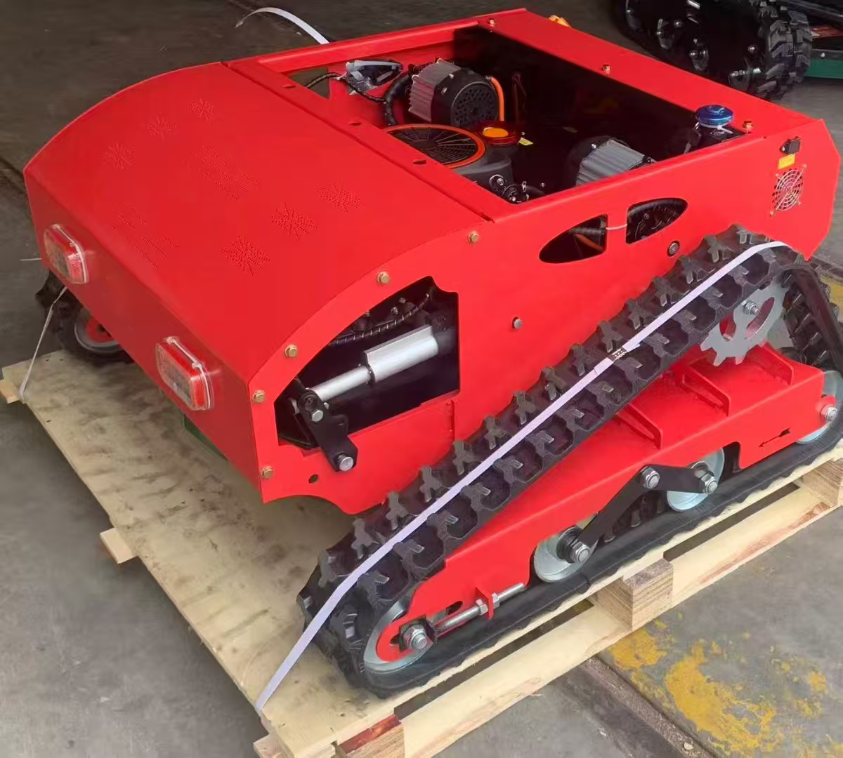 Remote-controlled Weeding Machine 452CC-80-1A