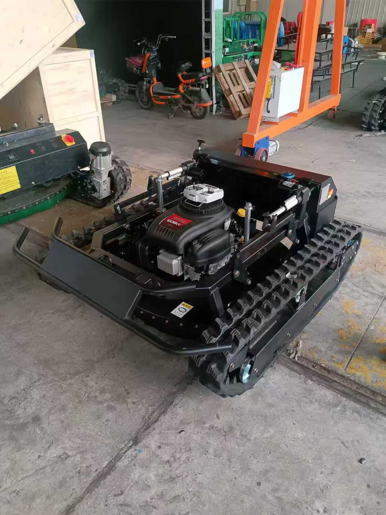 Remote-controlled Weeding Machine 452CC-80-1C