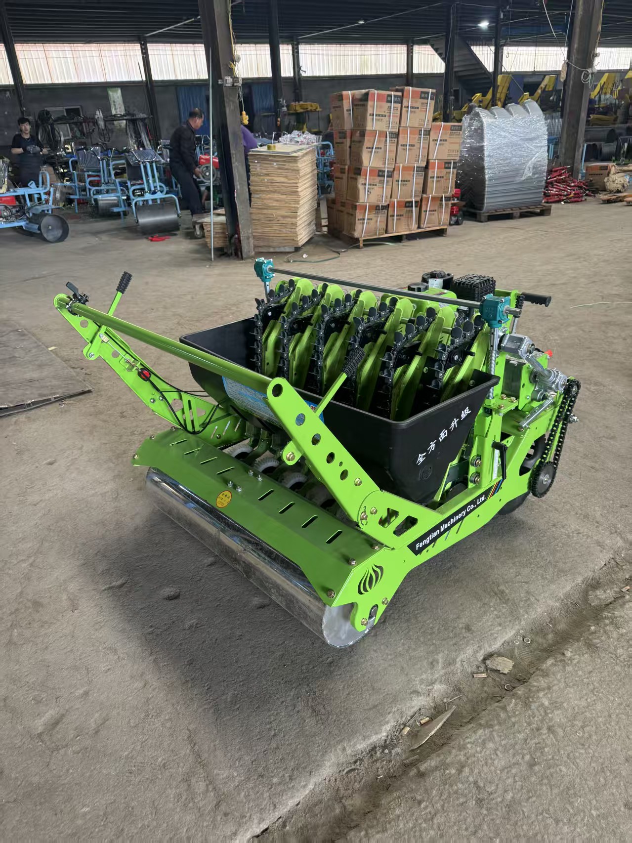 Garlic Sowing Machine-4