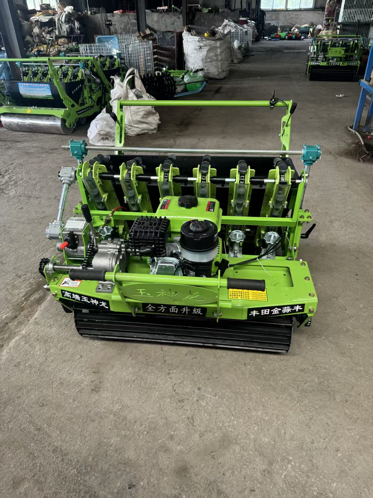 Garlic Sowing Machine-4